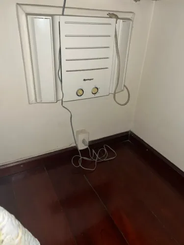 ? VENDO AR-CONDICIONADO SPRINGER 7.500 BTUs  