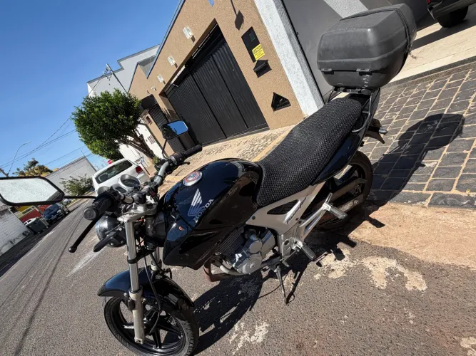 Honda twister 250 preta