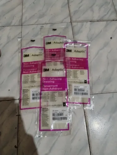Curativo Adaptic 7,6x20,3cm Malha Não Aderente (envelope com 3 Unidades) - Systagenix 3m