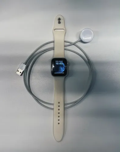 Apple Watch SE 2ª Geração GPS + Celular 40mm