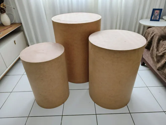 Trio de cilindros em MDF reforçado para festa pegue e monte. 
