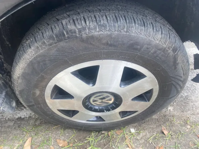 Roda 14 5/100 pra trocar em jante 15 5/100 com pneus ambos 