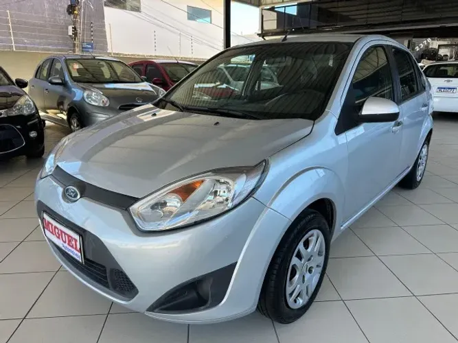Ford Fiesta Sedan SE 1.6 8V Flex 4P 2014