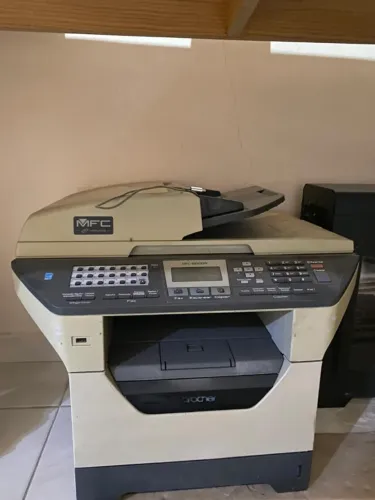 Impressora para retirar peças