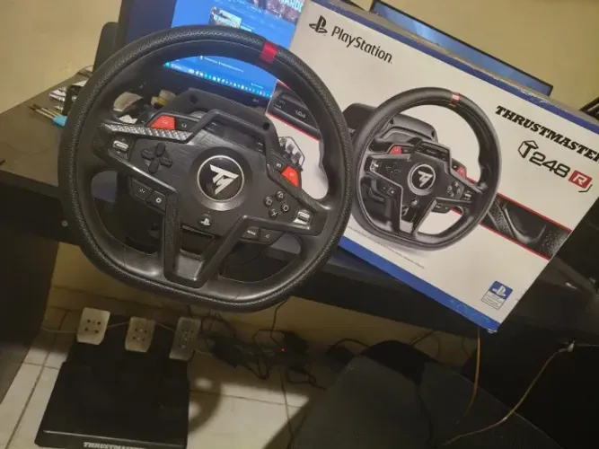 Thrustmaster T248r Para Ps5/pc Usado (Usado)
