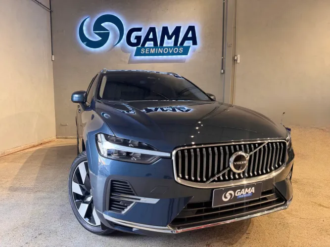 Volvo XC-60 T-8 Ultimate 2.0 AWD (híbrido) 2024