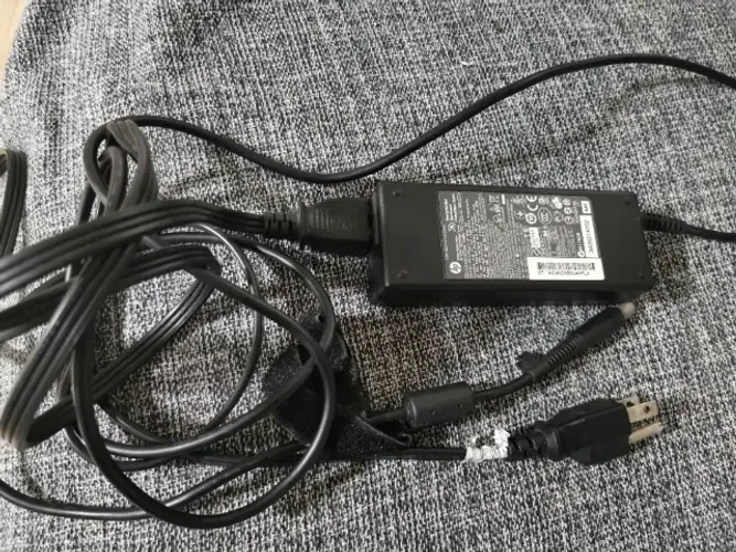 Fonte original Notebook HP 90W