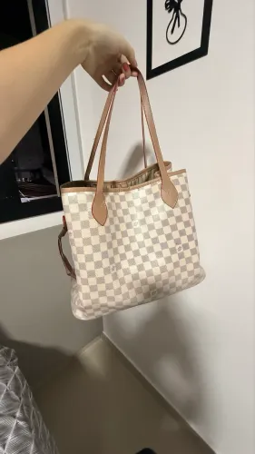 Bolsa grande de grife 