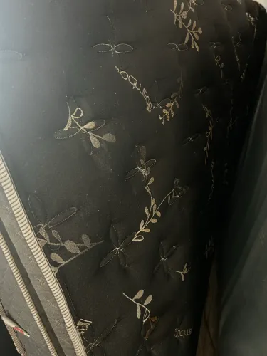 Vendo colchão quenn 