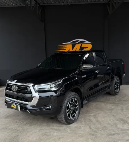 Toyota Hilux CD SRX 4X4 2.8 TDI 16V Diesel Aut. 2025