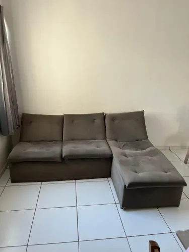 Vendo sofá de canto com chaise integrado