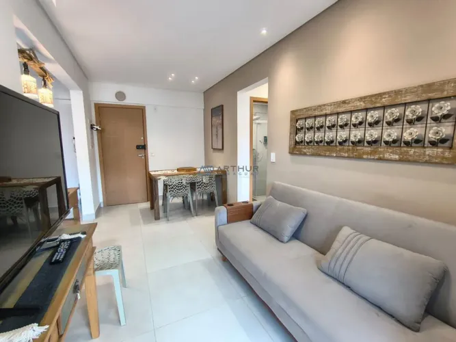 Apartamento à venda no Solemar em Praia Grande com 2 dormitórios, 1 suíte, 65 m²