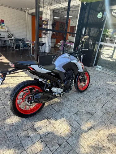 Yamaha FZ25 2026 | FZ25 250cc | Yamaha Brasil | Moto nova | 500 km | BH - MG