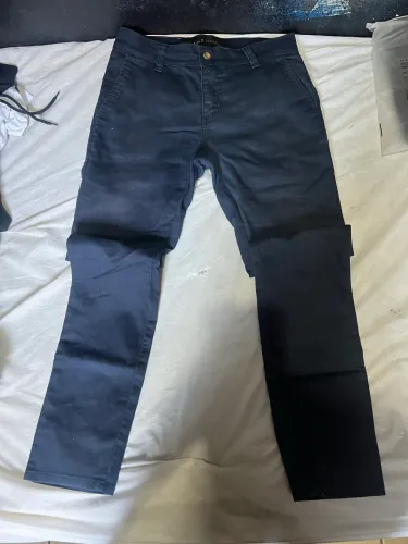 Calça DLZ barata pra vender hoje