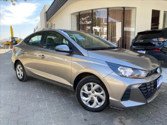 Hyundai HB20S Comfort Plus 1.0 Flex 12V Mec. 2025