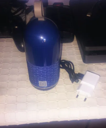 Caixa de Som Bluetooth Portátil - Som Potente e Compacta