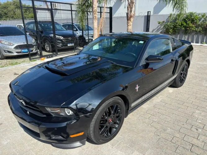 Ford Mustang GT V8 2012