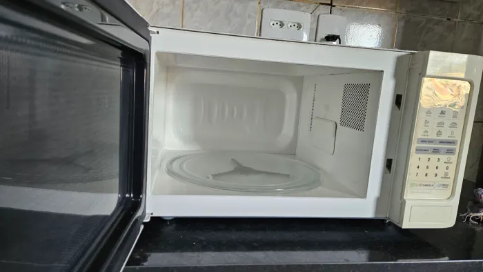 Micro-ondas LG Iwave 25 litros