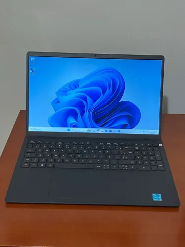 Notebook Dell Inspiron semi-novo!!