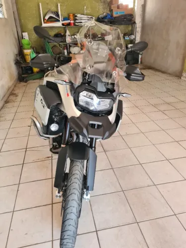BMW F900 GS Adventure Plus 
