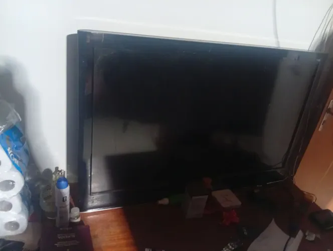 Tv LG Full HD não é smartv 43 polegadas
