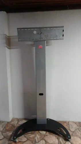 Suporte vertical TV