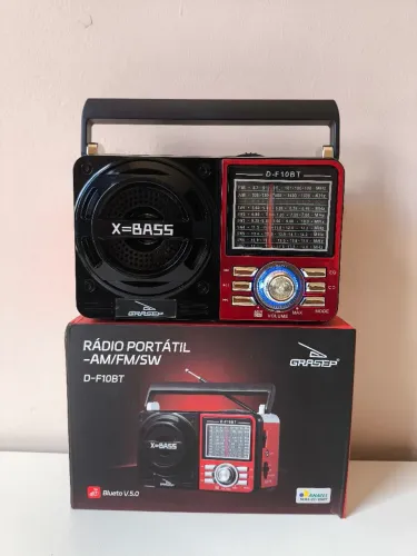 Rádio Retrô AM/FM Com Bluetooth