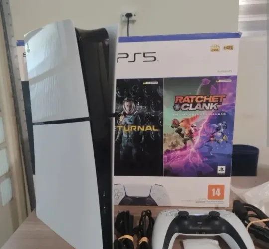 PS5 SLIM DIGITAL 825