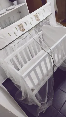 Vendo mini berço 