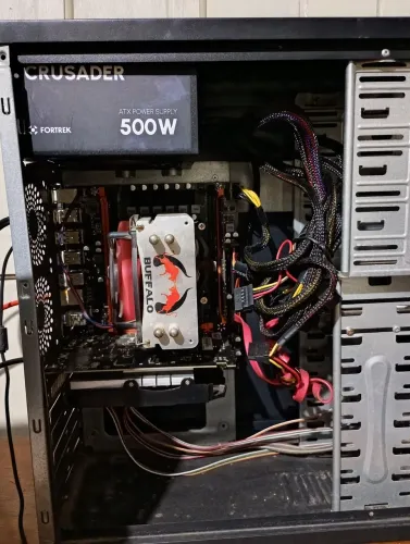 PC GAMER 16 GB de ram placa de vídeo rx550 de 4 gb 500 GB de memoria