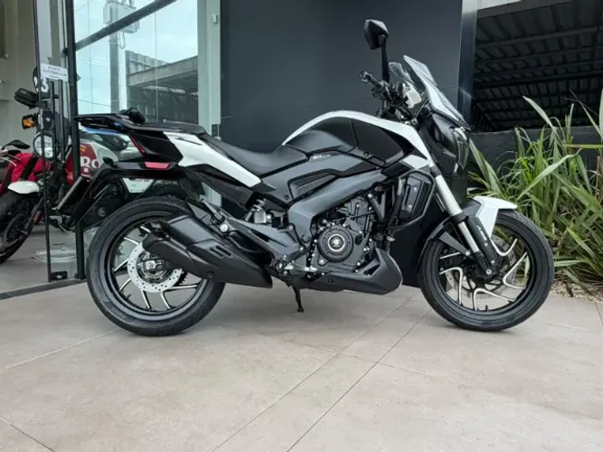Bajaj Dominar 400 2025
