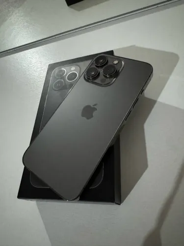 iPhone 13 pro 256gb zerado sem detalhes