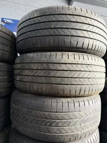 Pneus 225/50/18 marca Bridgestone