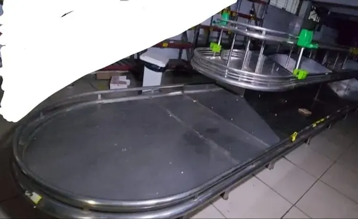 Vasca pra hortifruti inox reforçado 8,50metros 3 andares.