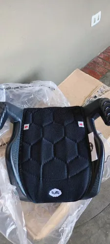 Assento elevatório para criança