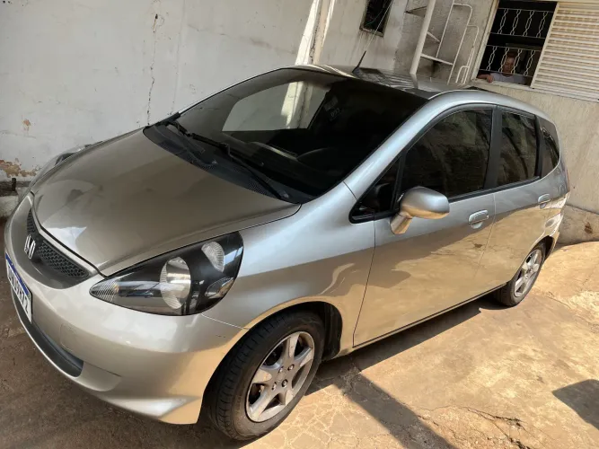 Honda Fit LX 1.4/ 1.4 Flex 8v/16v 5P Aut. 2005