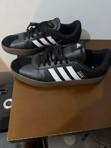 Tênis adidas VL Court 3.0