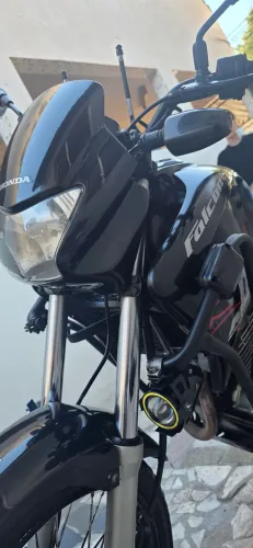 Moto Falcon para pegar a estrada