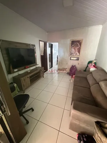 Casa 02 quartos em samambaia sul, aceita financiamento e FGTS, escriturada