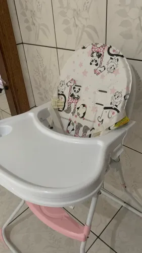 Cadeirinha de alimentação de bebê usada poucas vezes da marca GALZERANO