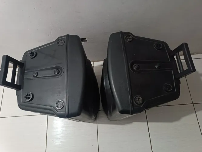 ? VENDO 2 CAIXAS SHANSONIC ATIVAS - 600W RMS CADA, FALANTE DE 15" ?<br>