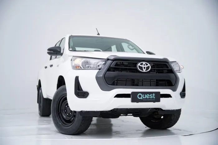 Toyota Hilux CD 4X4 2.8 Diesel Mec. 2022