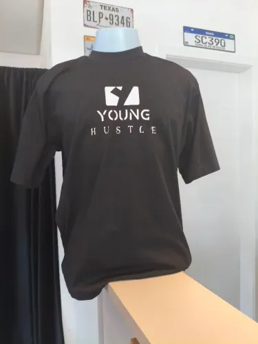 Camiseta oversize suedini