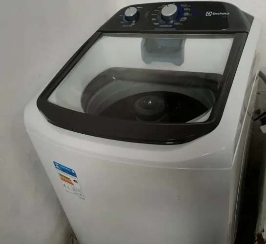 Máquina de lavar 13 kg semi nova