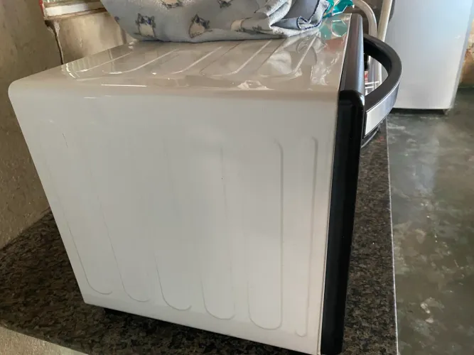 Forno elétrico Best 66 litros