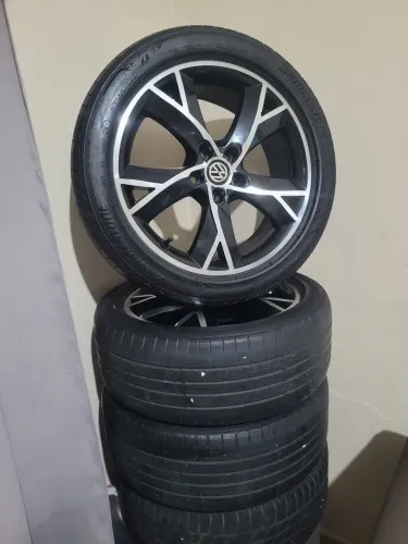 Jogos De rodas Volkswagen Aro 17Original+penua Bridgestone