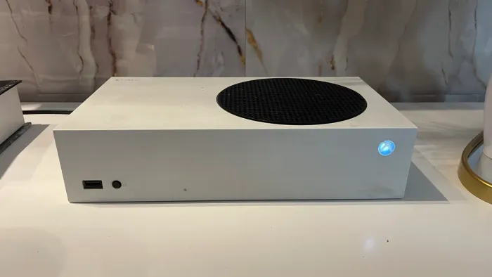 Xbox Series S 512GB + Controle Original ? Conservado