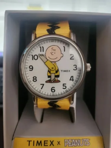 Timex Coleção Peanuts Weekender 38 mm Charlie Bown Snoopy