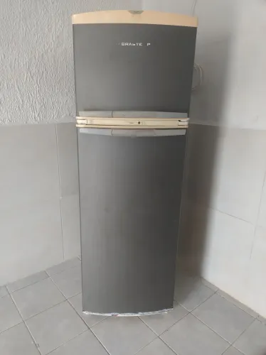 Geladeira dúplex frosfree Brastemp grande