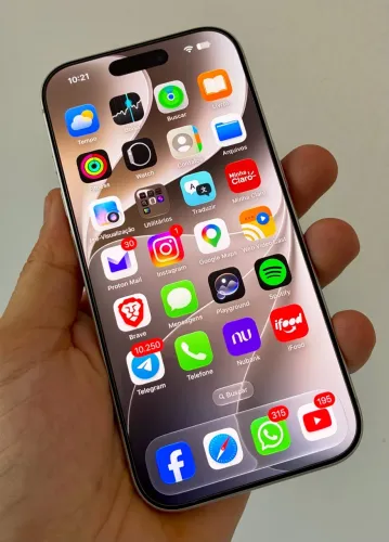 iPhone 17 Pro 256GB - Praticamente Novo!